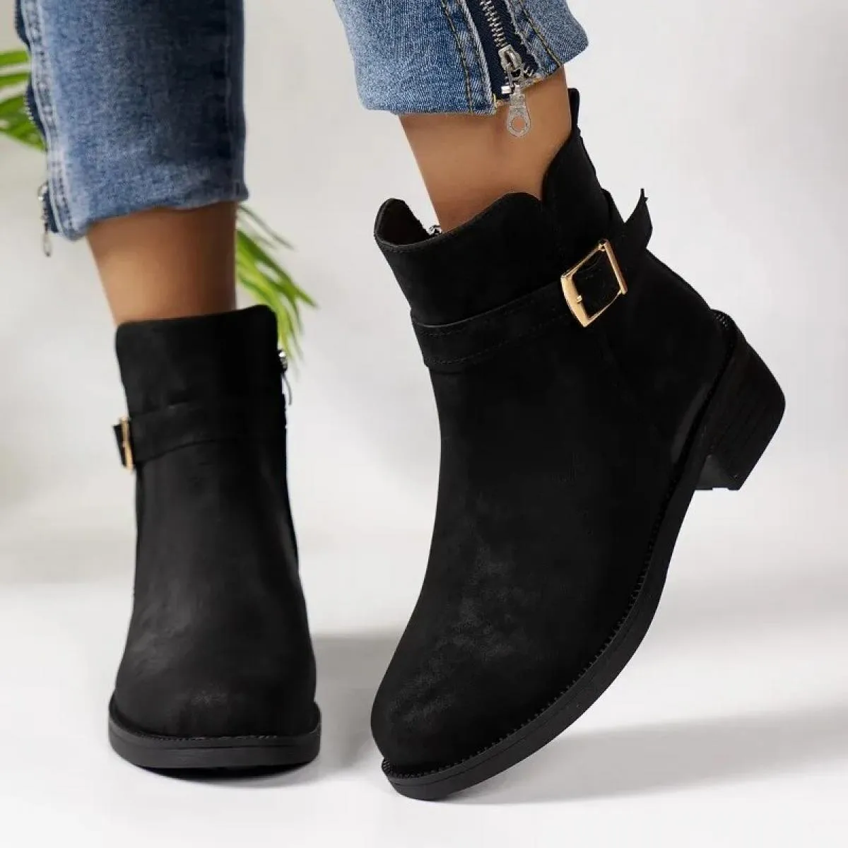 2024 moda primavera vendita calda stivali retrò pu scarpe classiche cerniera tinta unita tacco quadrato stivali da donna zapatos