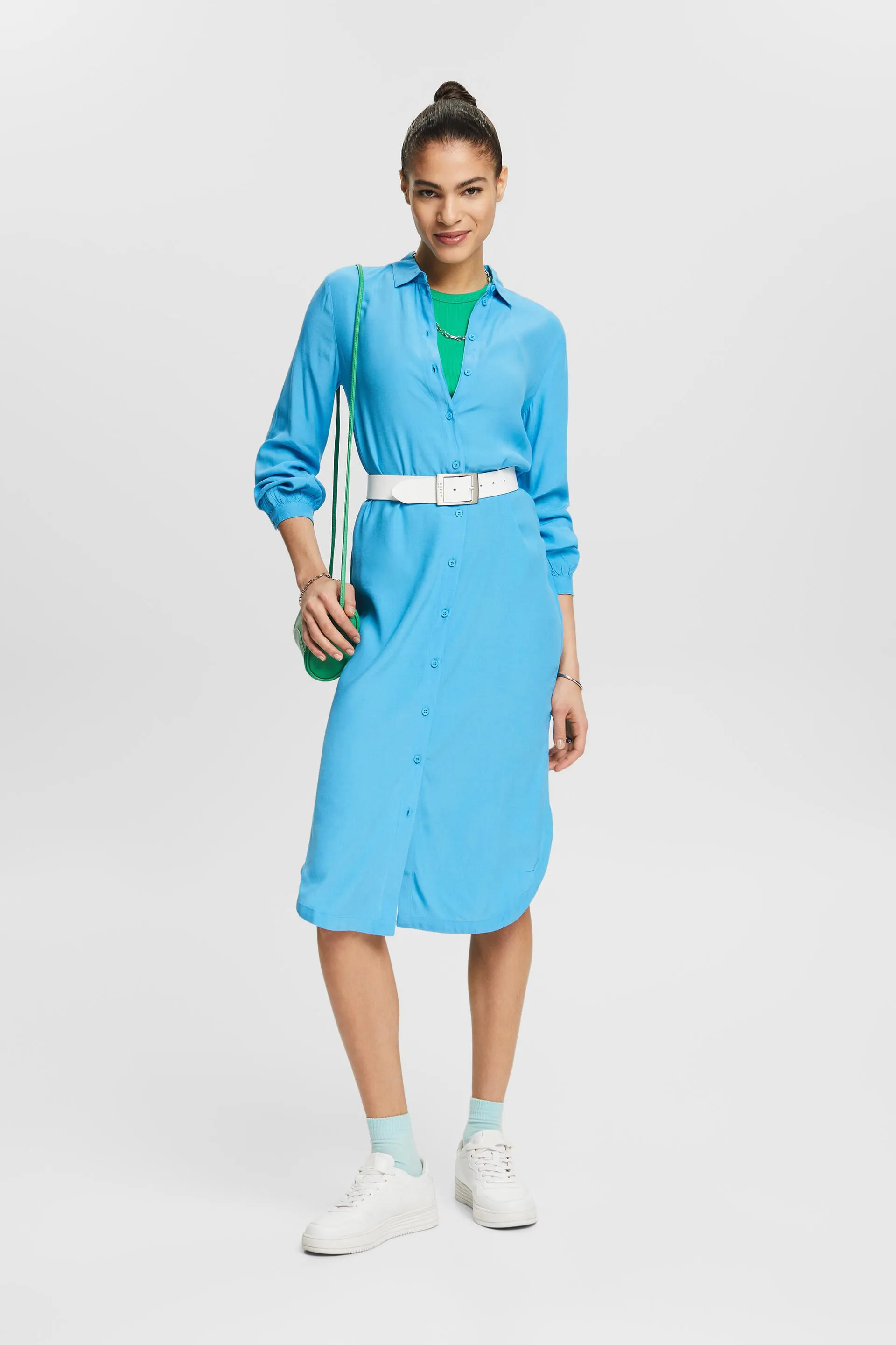 Abito camicia con cintura