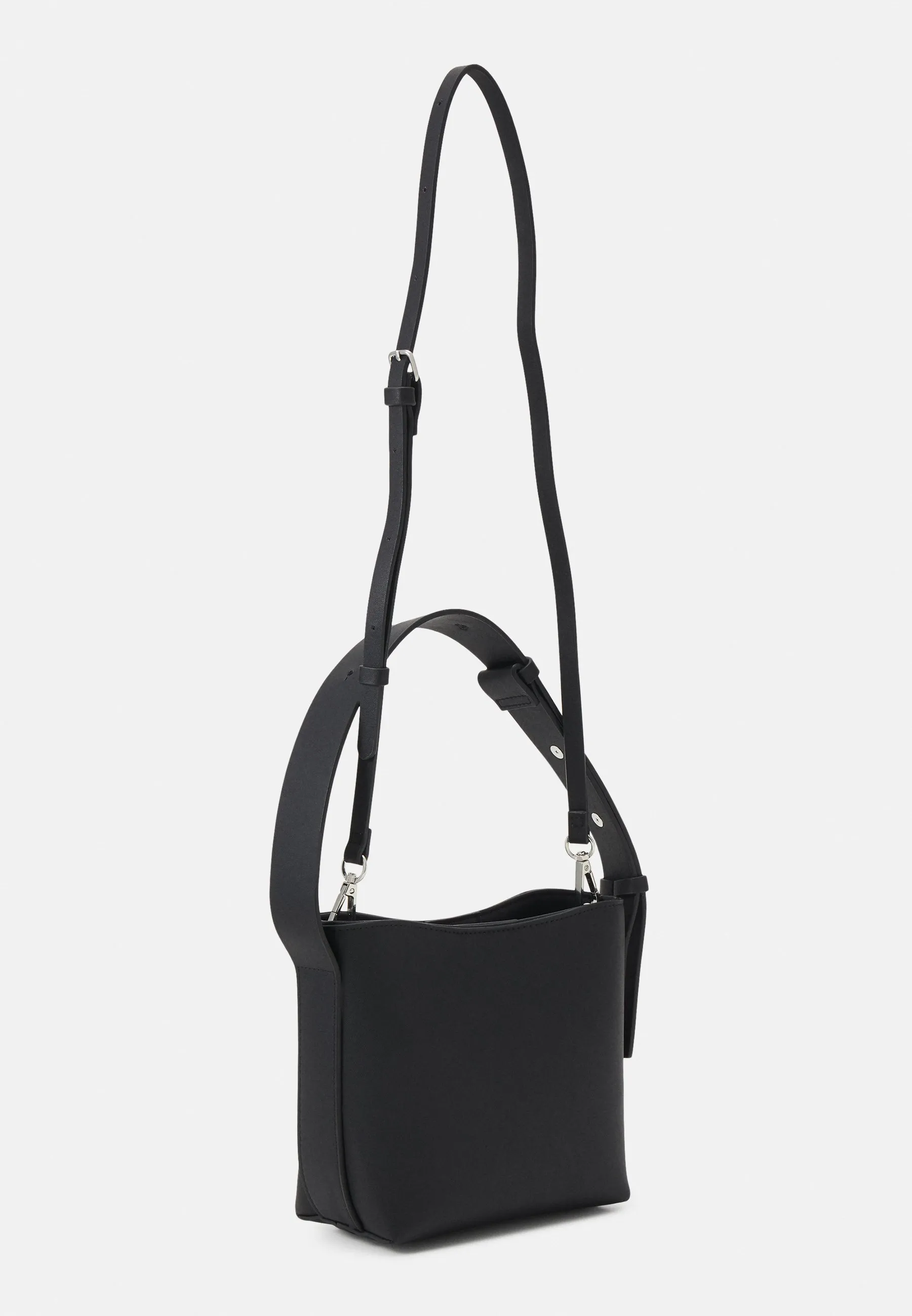 BAG BUCKET CLEAN LOOK - Borsa a mano