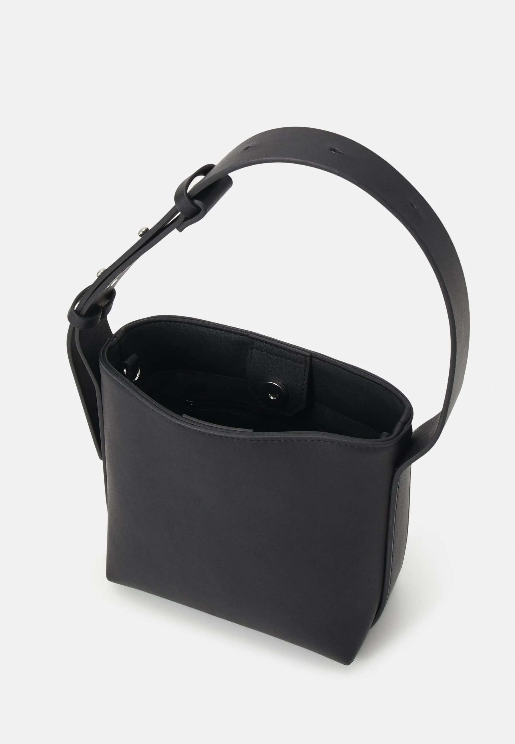 BAG BUCKET CLEAN LOOK - Borsa a mano