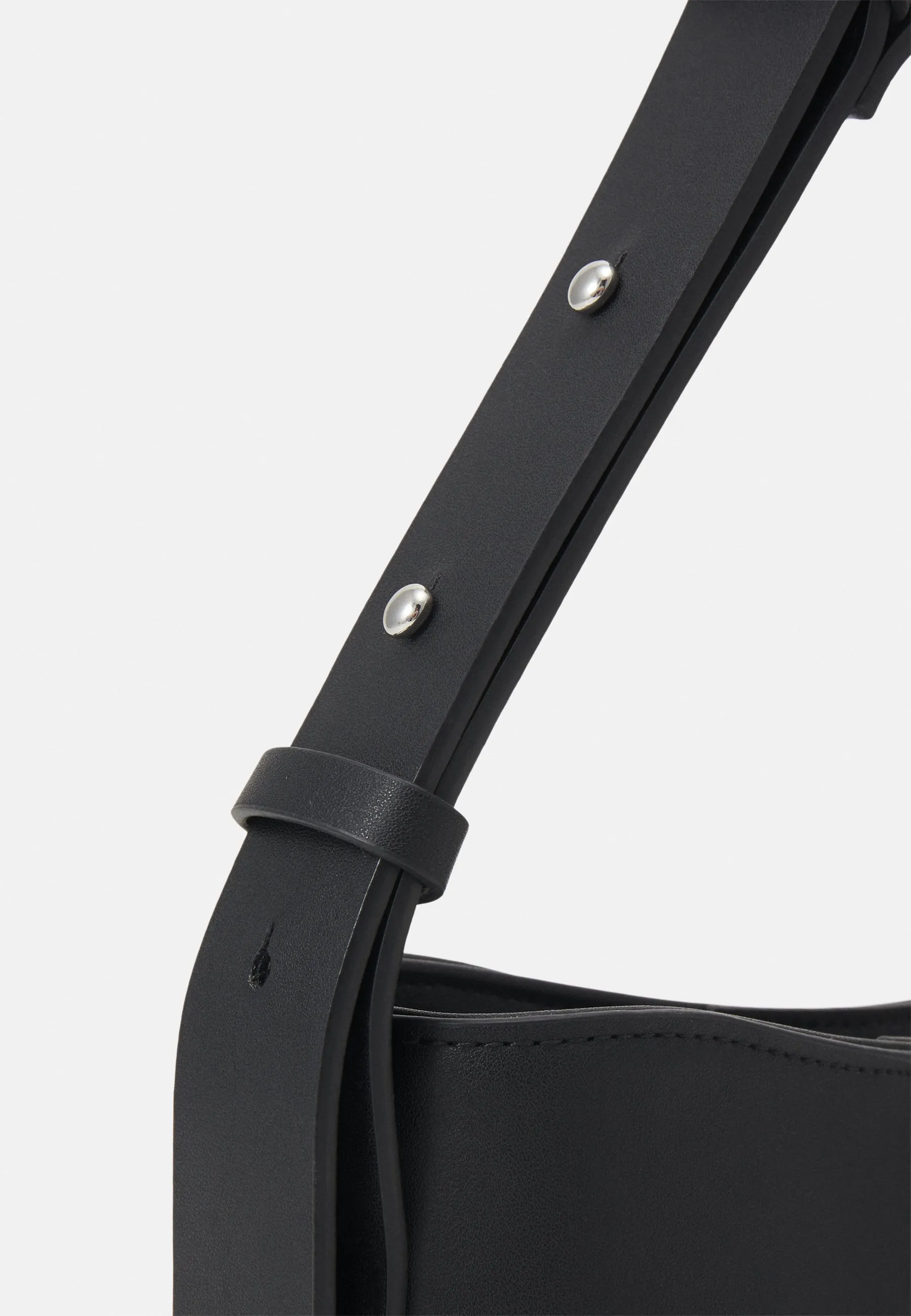 BAG BUCKET CLEAN LOOK - Borsa a mano