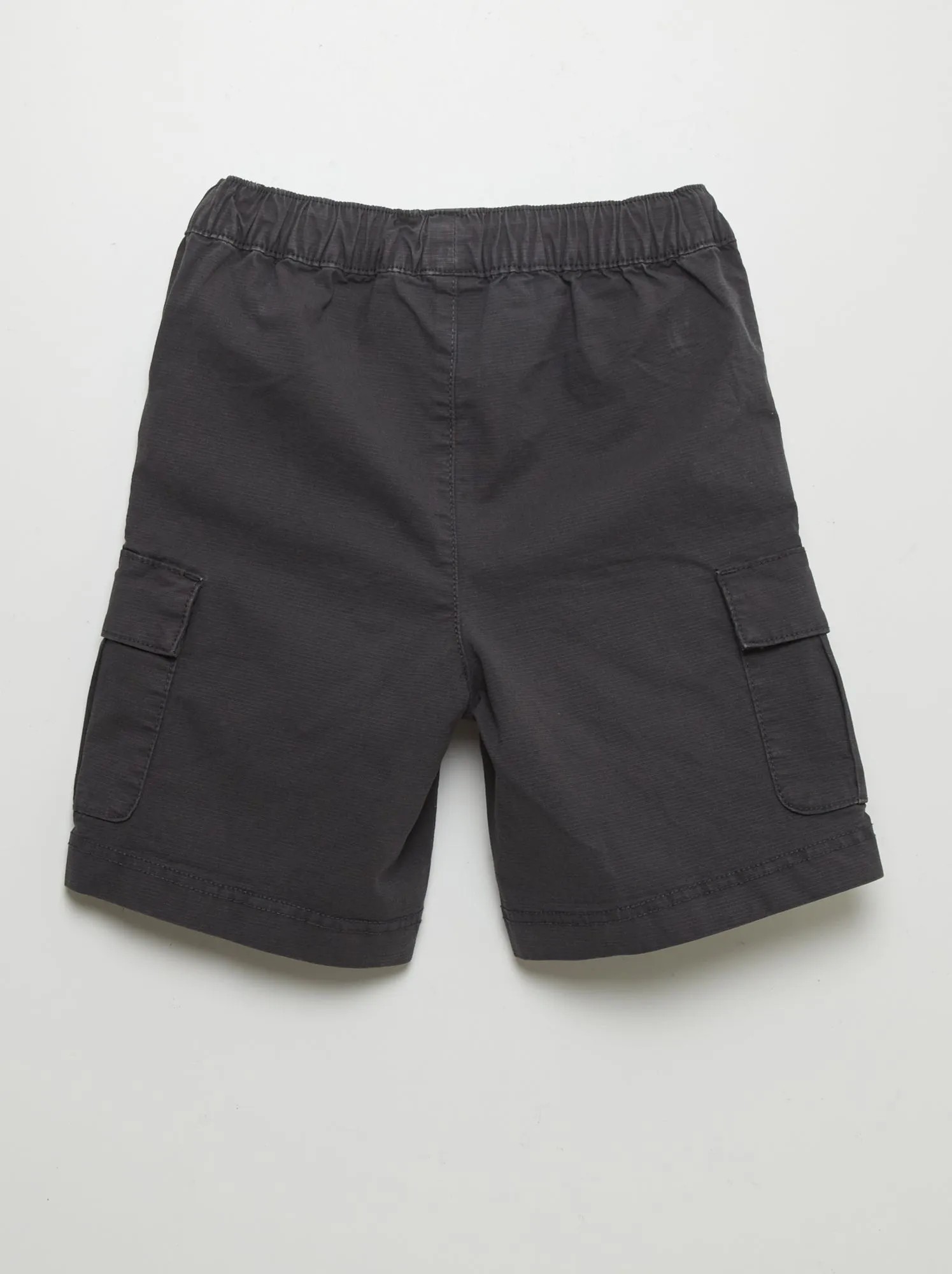 Bermuda con tasche con patta - NERO