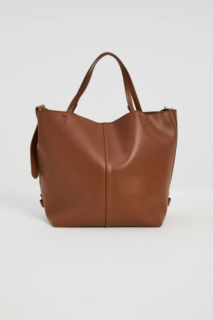Borsa ampia in vera pelle
