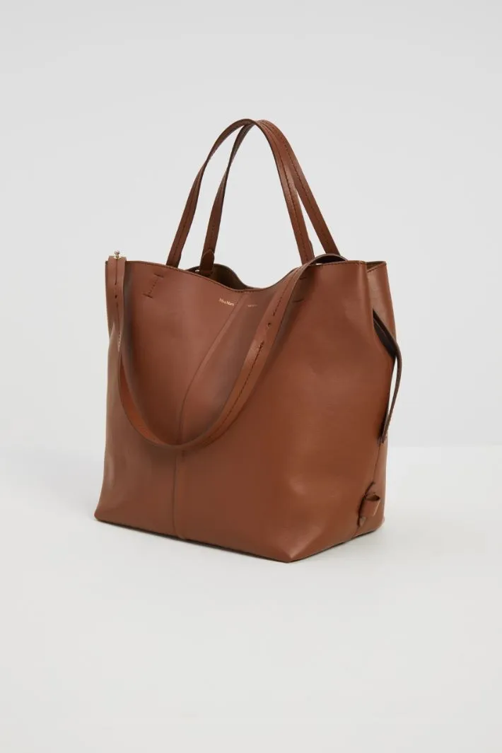 Borsa ampia in vera pelle