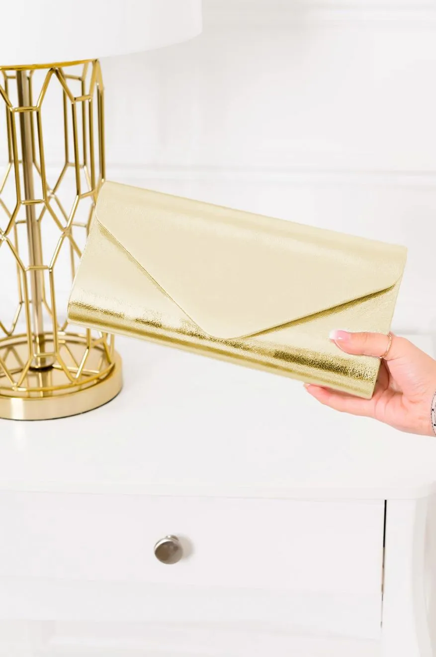 Borsa pochette metallizzata Oro B182