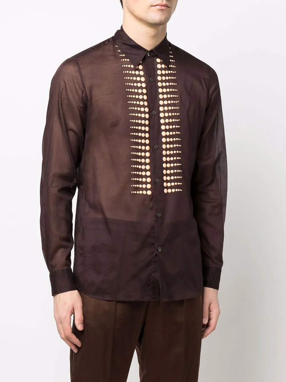 camicia con applicazioni