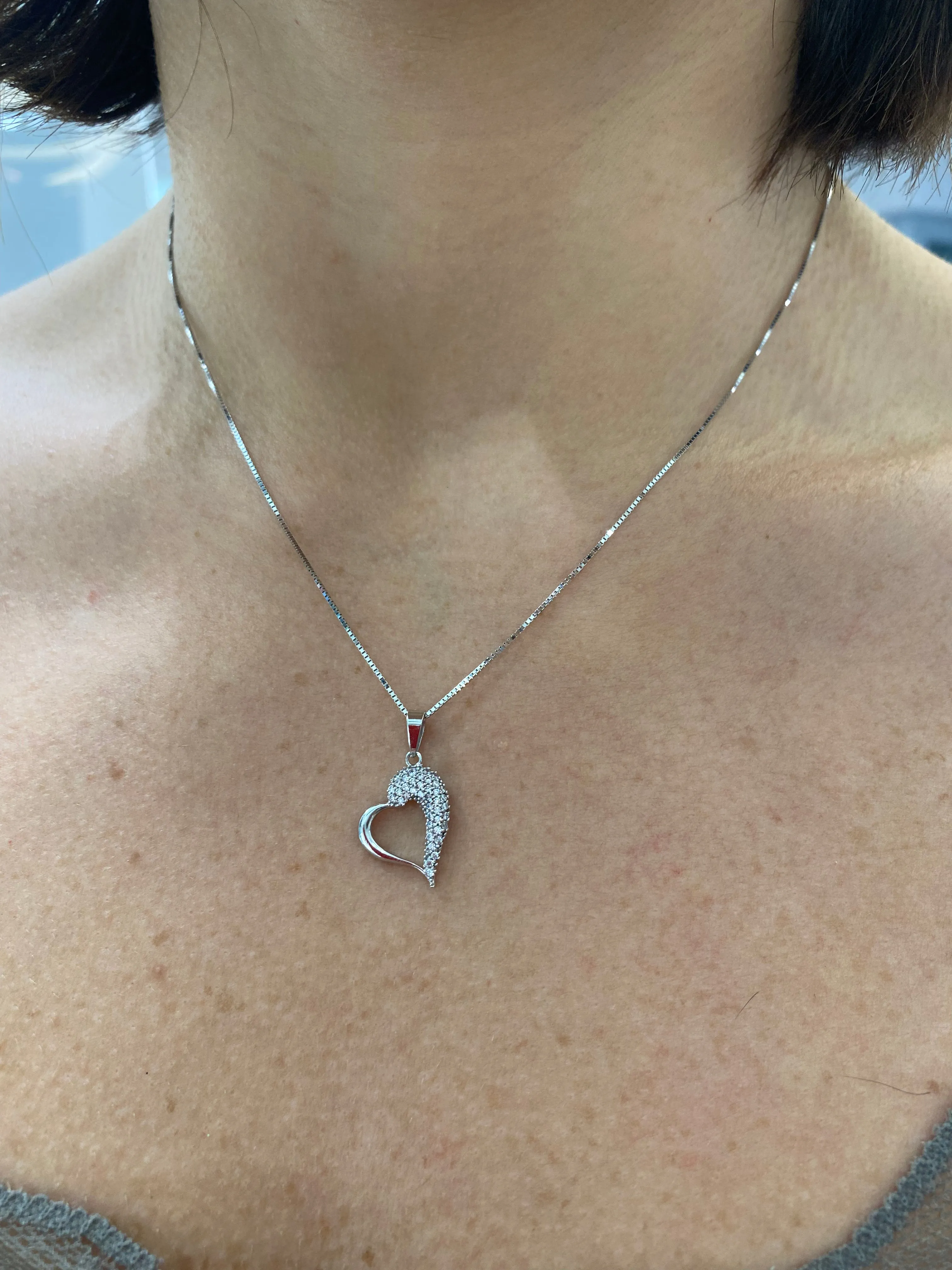 COLLANA CON CIONDOLO A CUORE