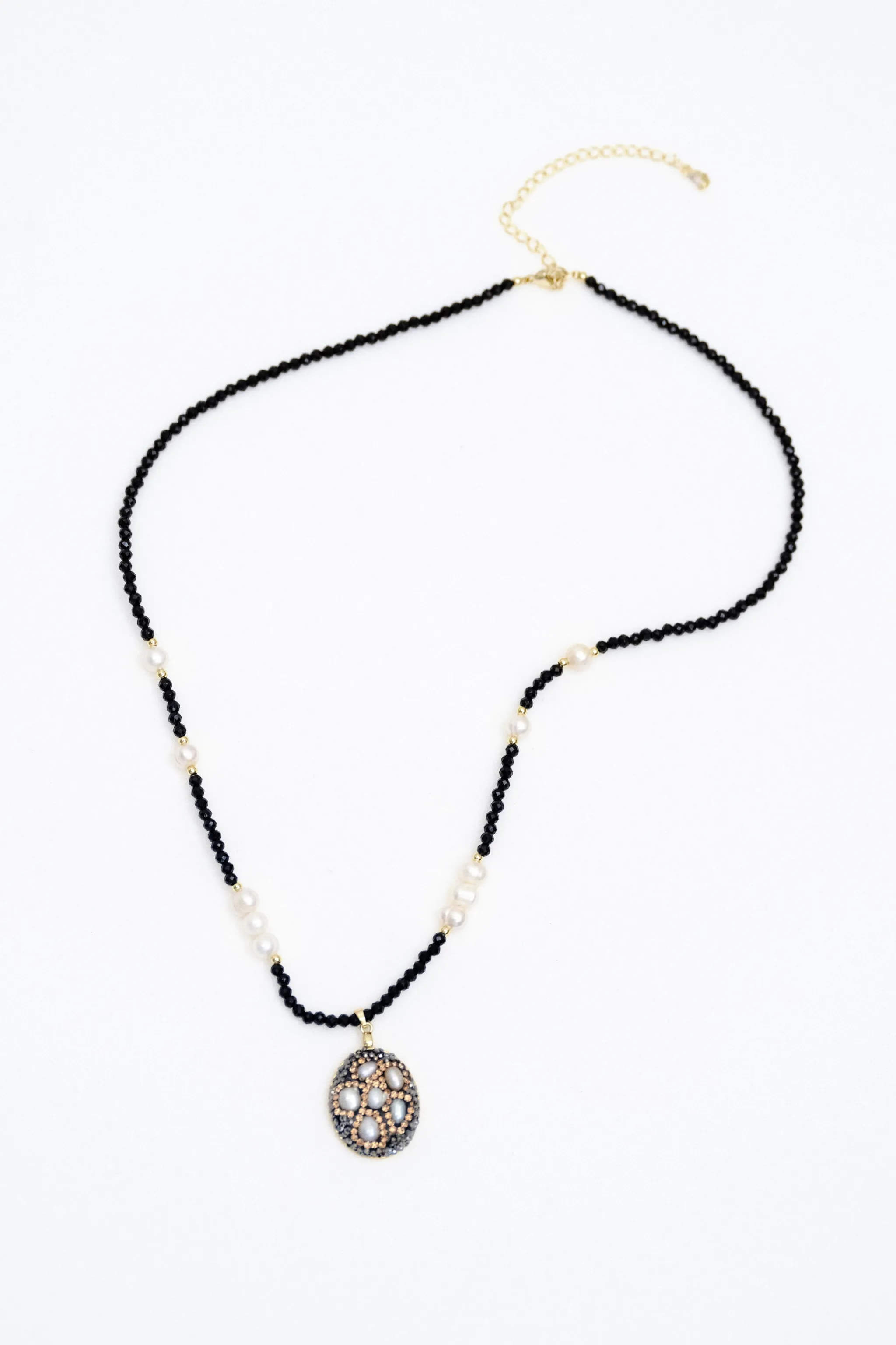 COLLANA CON CIONDOLO