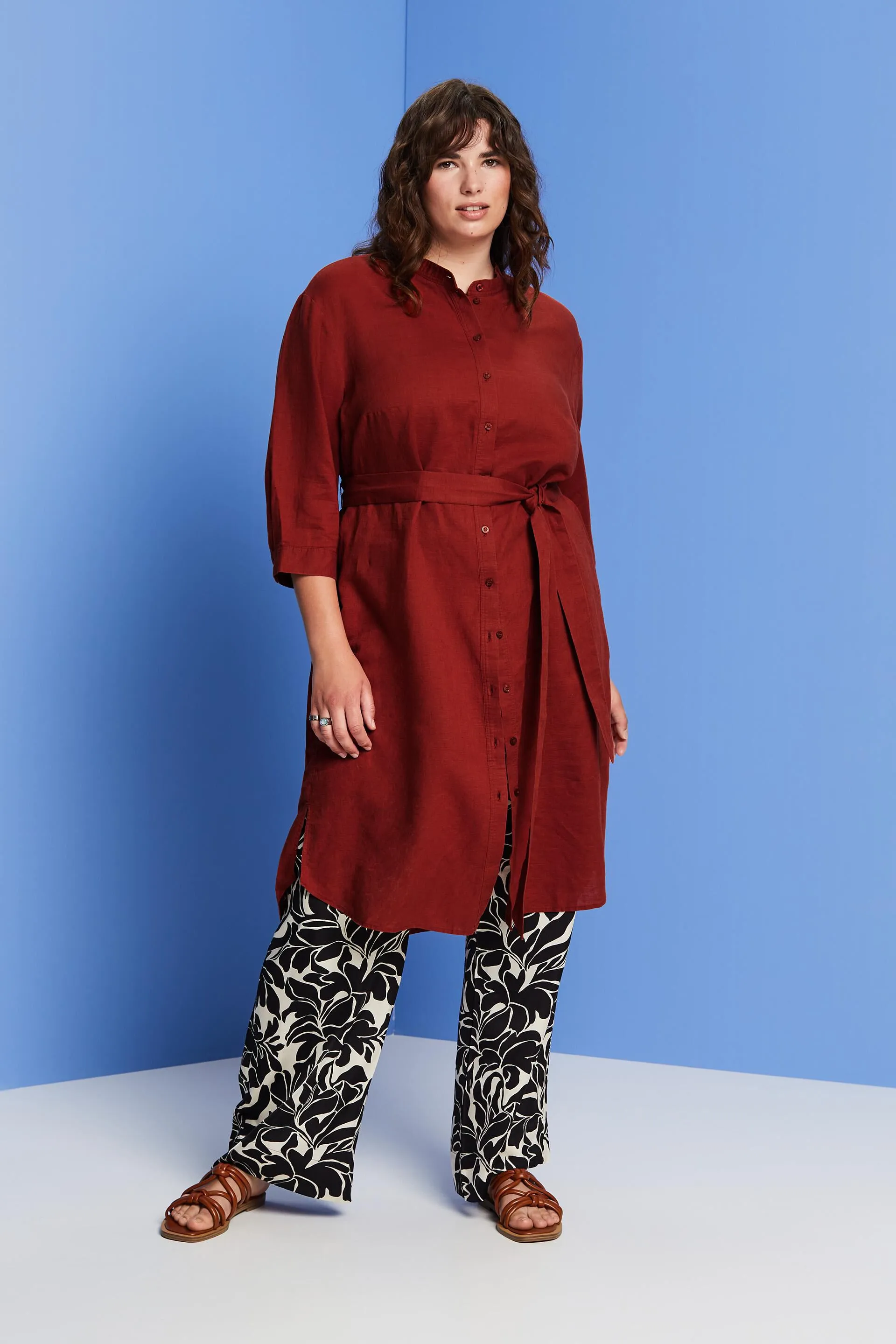 CURVY Abito camicia con cintura, misto lino e cotone