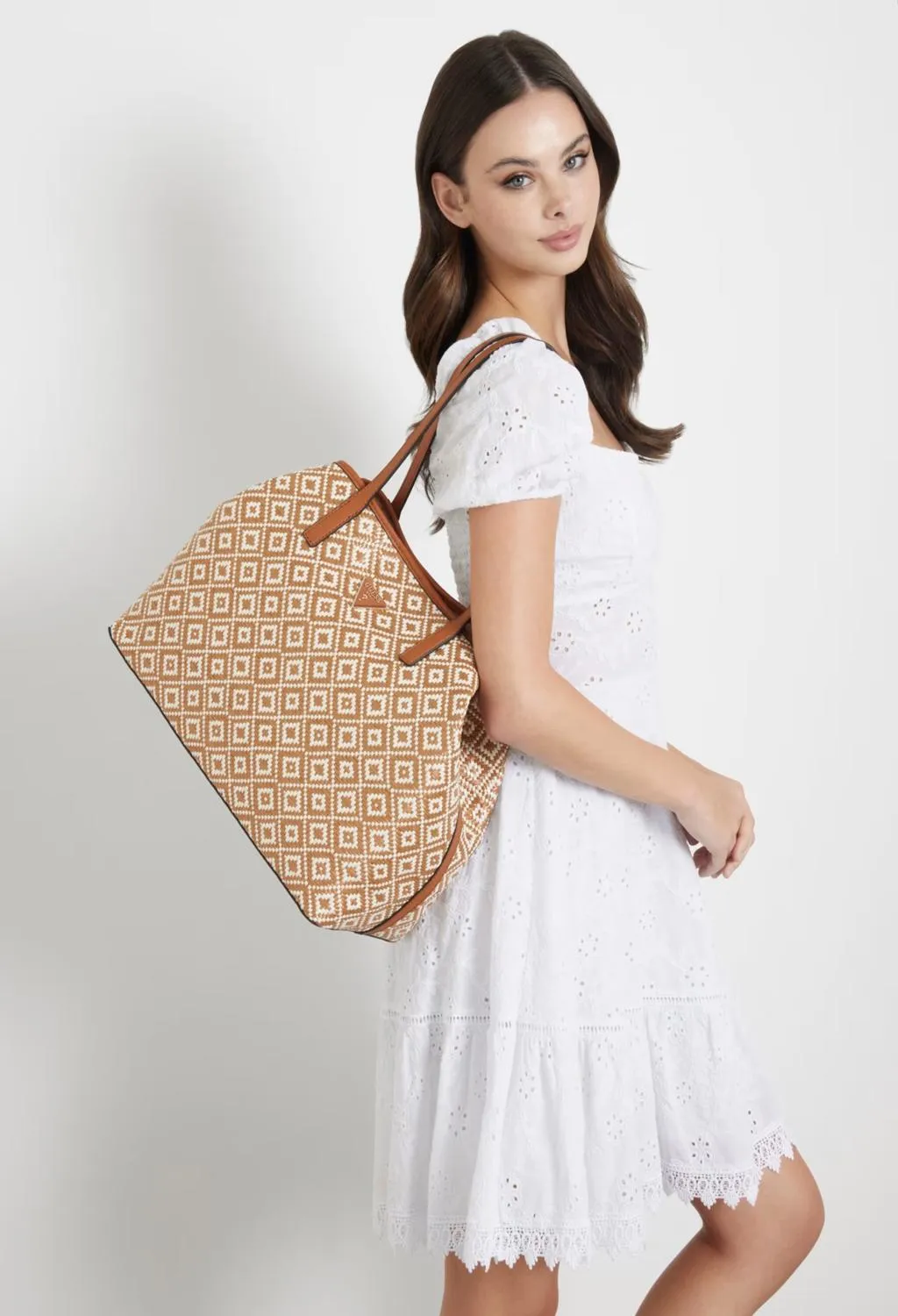 GUESS borse  maxi shopper bianca e cuoio