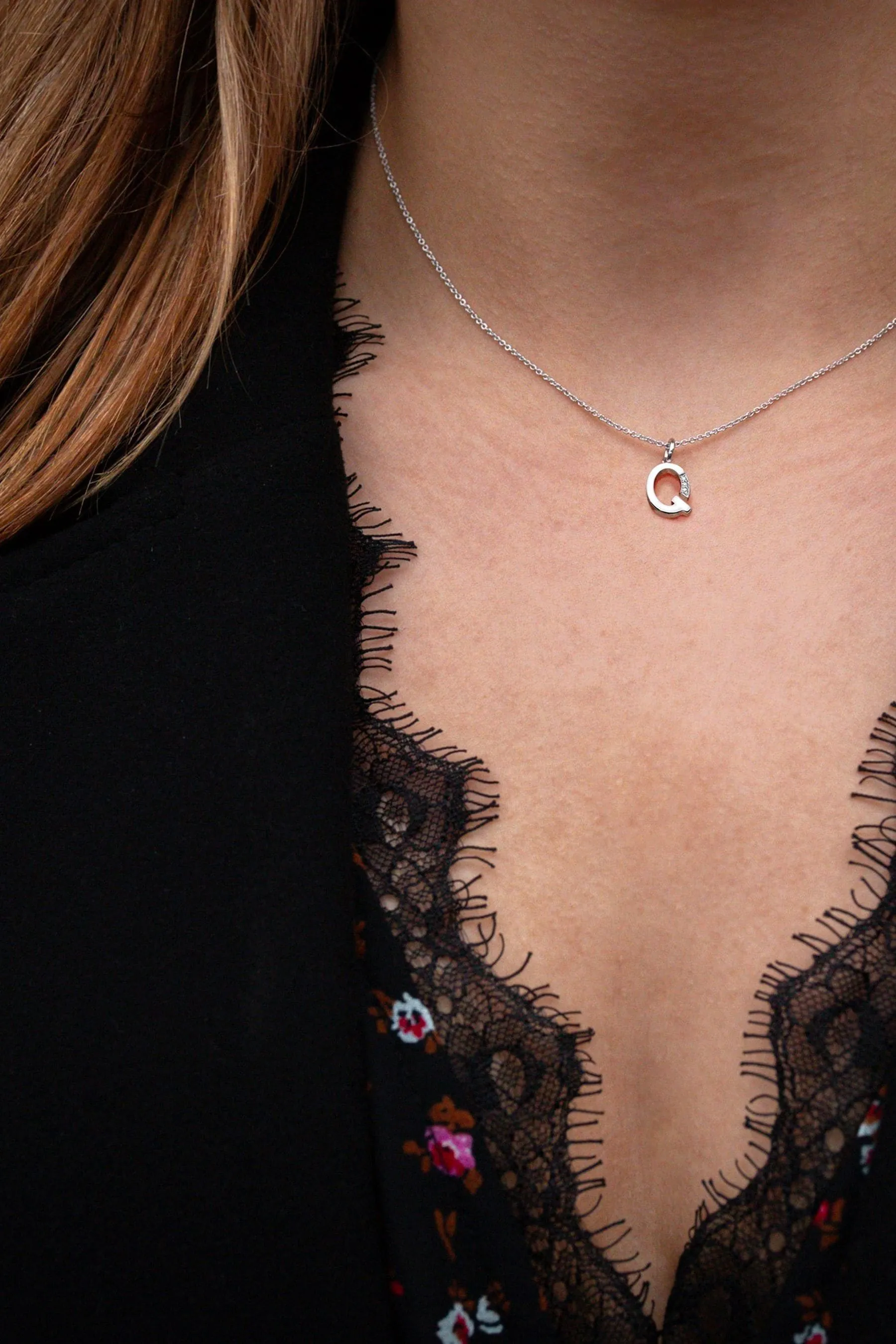 Hot Diamonds - Collana con ciondolo e piccola iniziale argento    