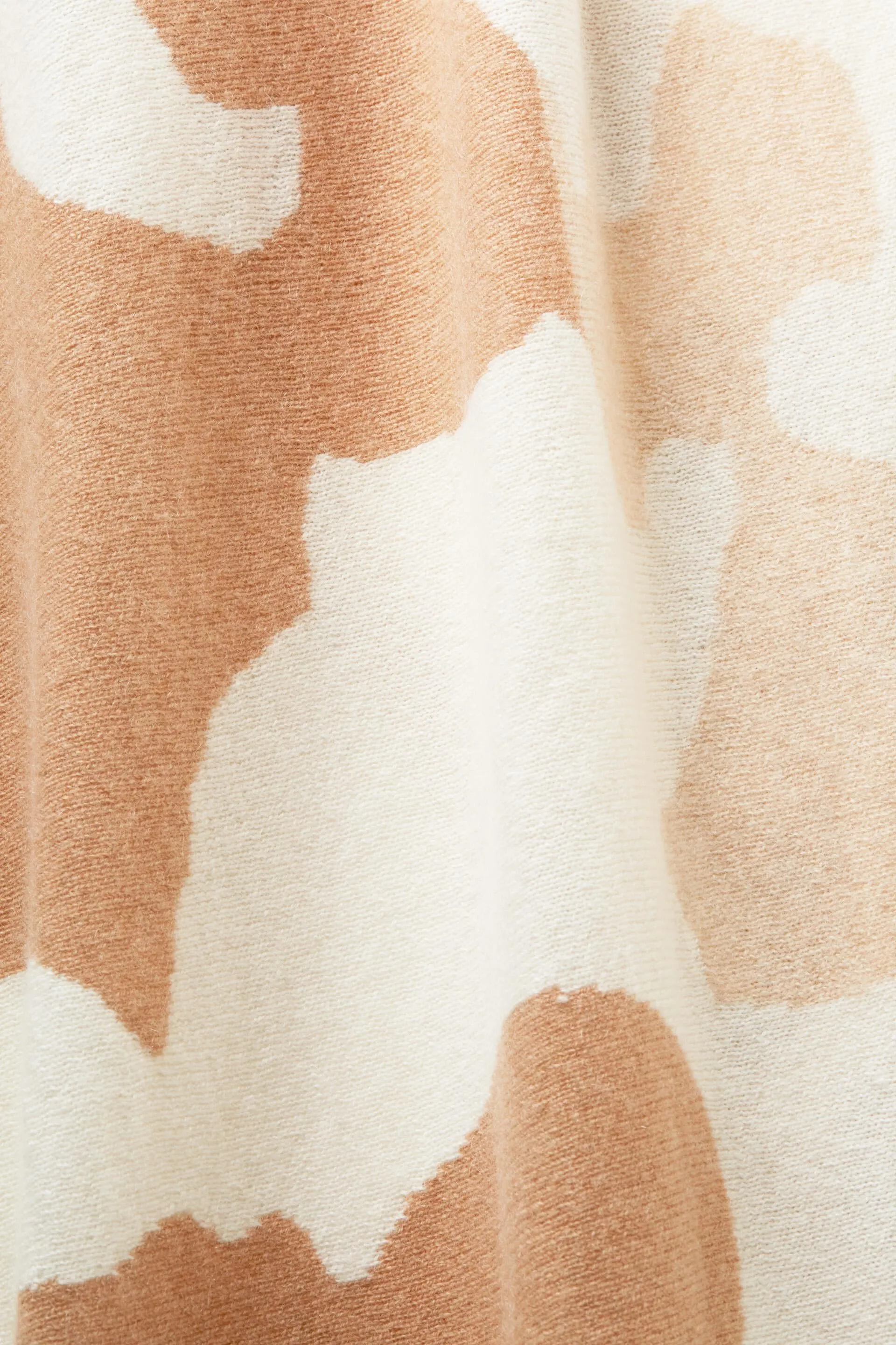 Poncho in cashmere con cappuccio