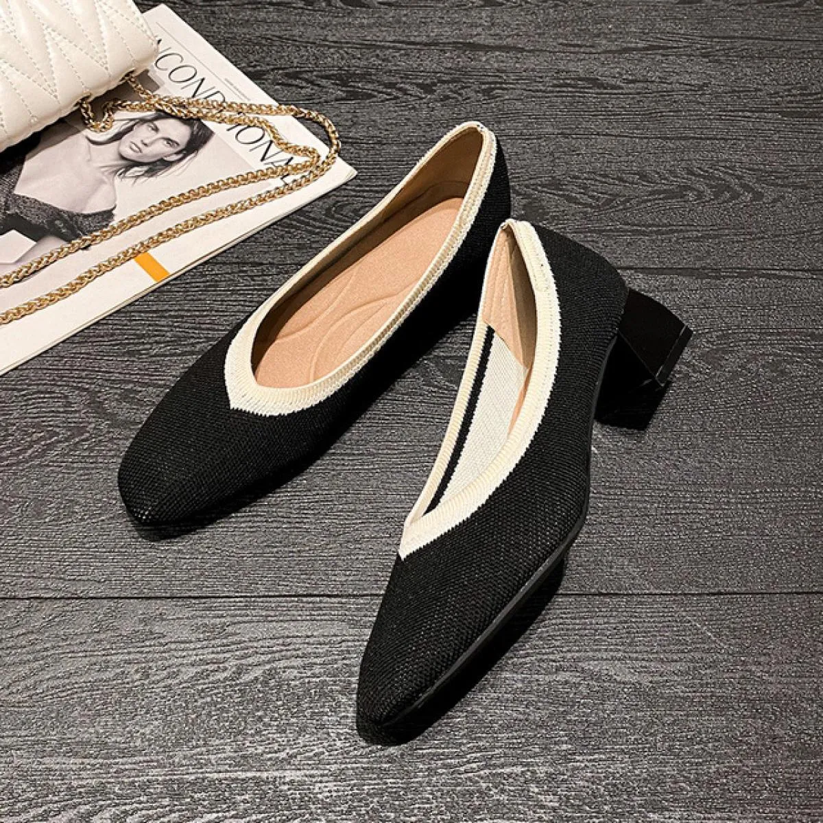 Scarpe con tacco alto Pompe da donna 2022 Nuova primavera e autunno Moda a punta Maglia traspirante Tessuto Plus Size 43 Scarpe