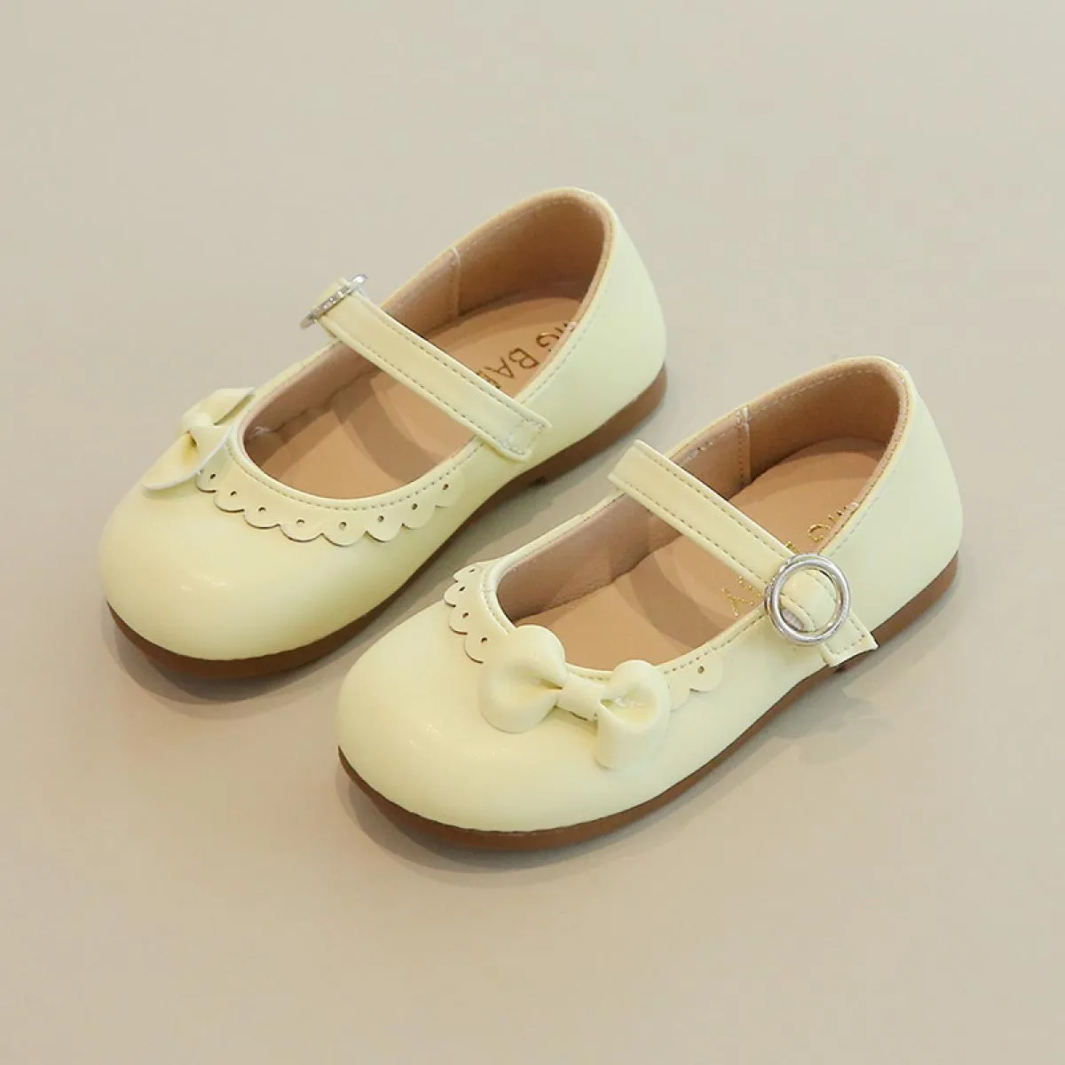 Scarpe da principessa Ballerine Designer di marca Scarpe da ragazza degne di nota per bambini Tutte abbinate alle belle scarpe M