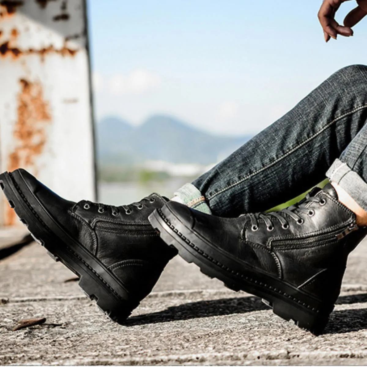 Stivali in pelle retrò da uomo Scarpe da trekking a testa tonda fatte a mano Stivali con piattaforma da passeggio con cerniera l